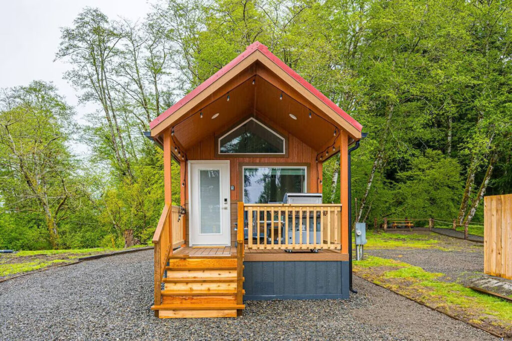 Rustic Forks Cabin: A Spacious Retreat
