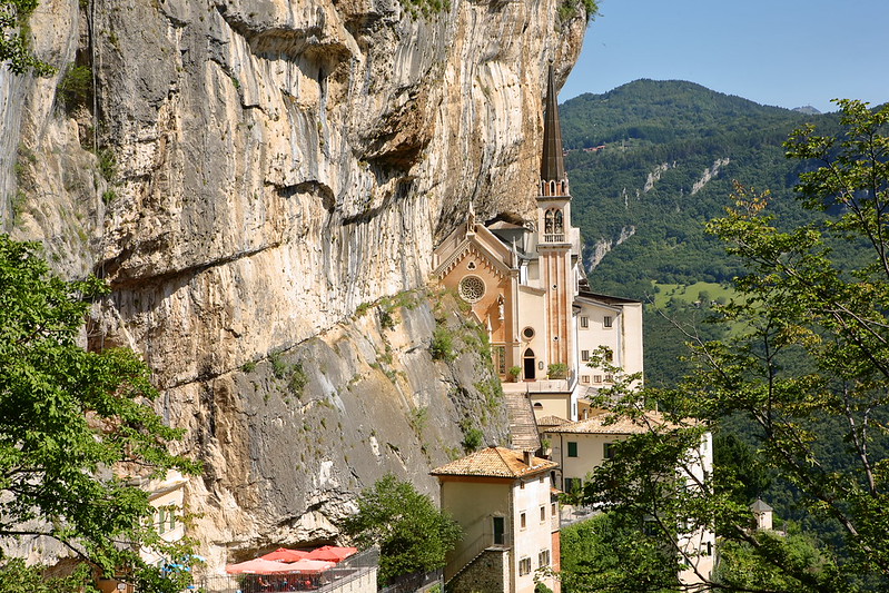 Santuario Madonna della Corona