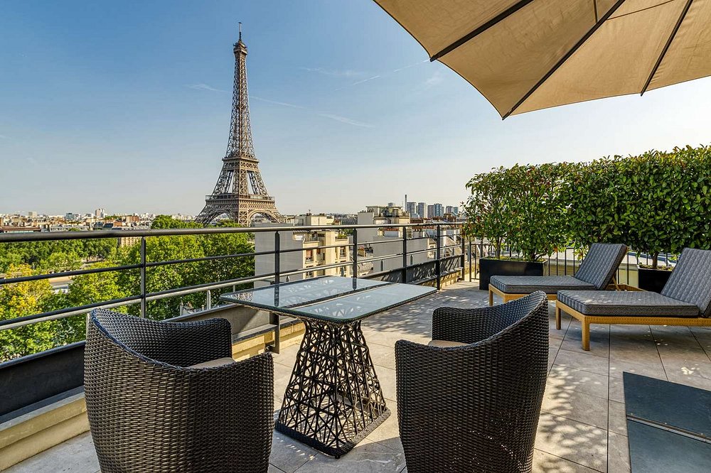 Shangri-La Paris A Luxurious Stay with Eiffel Tower Views