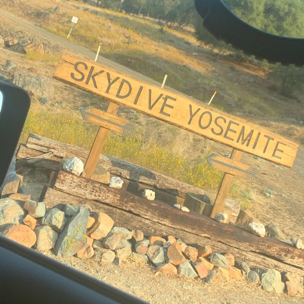Skydive Yosemite