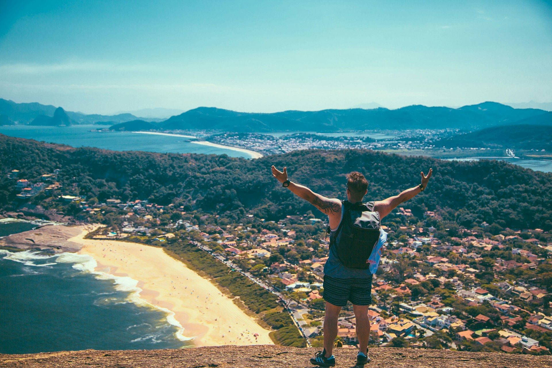 Best Solo Travel Destinations for City Exploration in 2026 (Efficient & Welcoming)