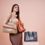 Best Travel Tote Bags for Women in 2026 Stylish, Budget-Friendly Carry-On Options
