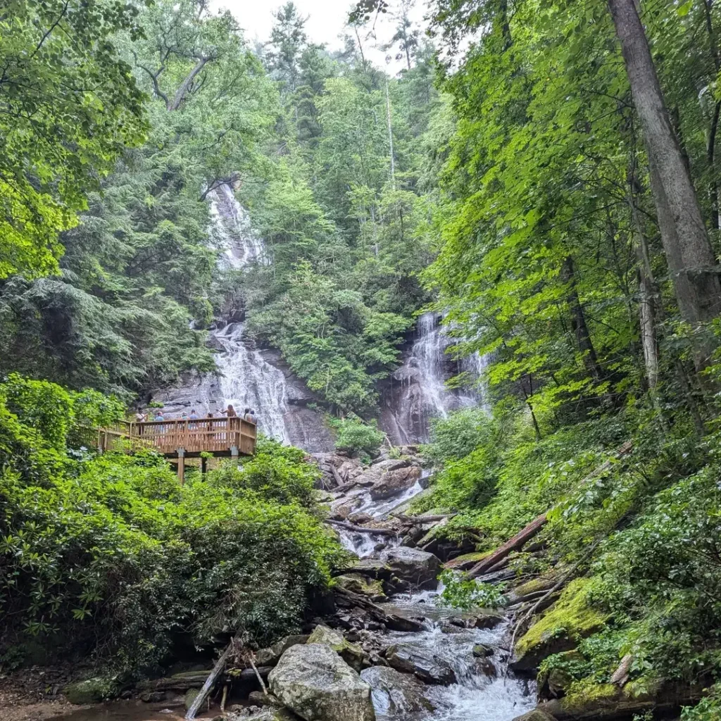 Anna Ruby Falls
