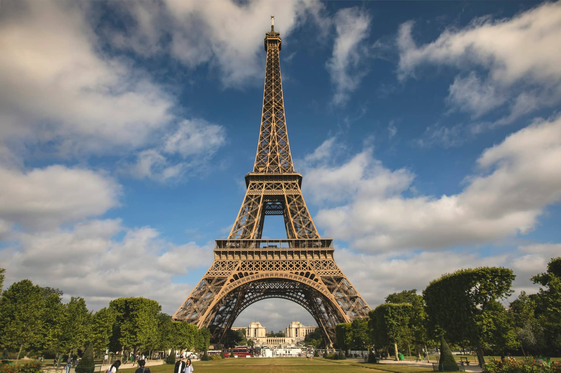 Best Destinations for Group Sightseeing That Will Keep Everyone Excited From Start to Finish