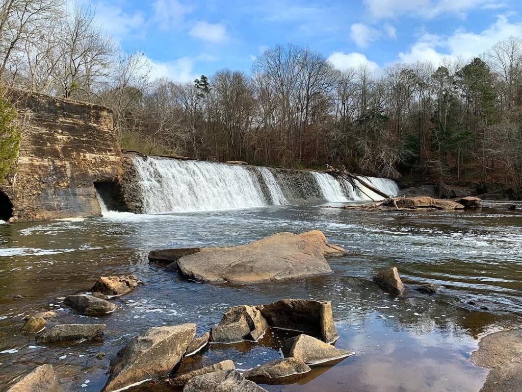 Cedar Falls, Fountain Inn