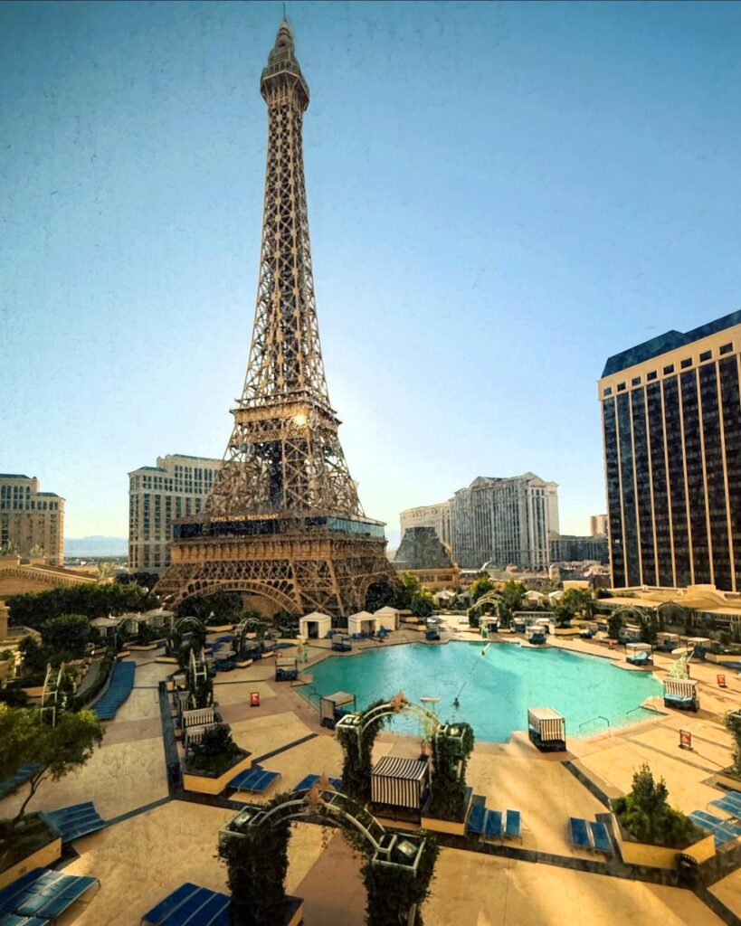 Day 1 in Las Vegas: Arrival, Strip Walks, and First Hotel Stops