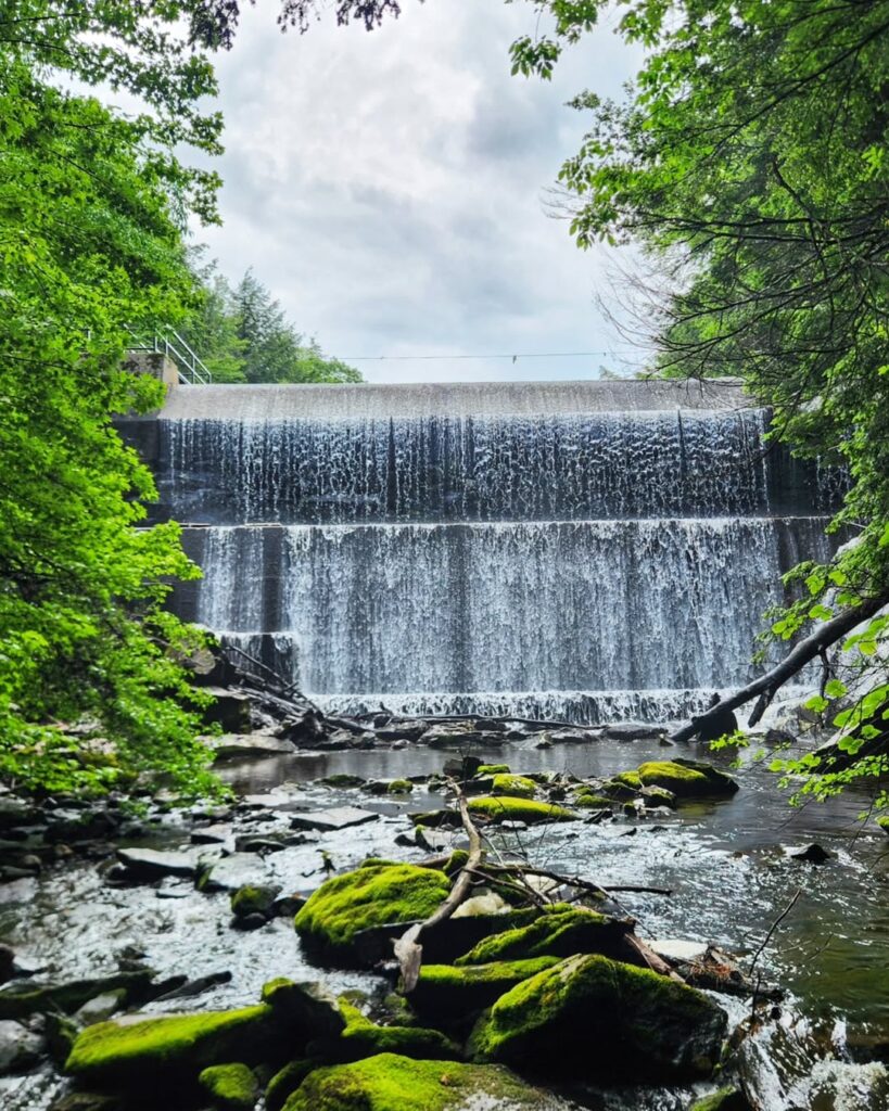 Harrisville Falls, Burrillville