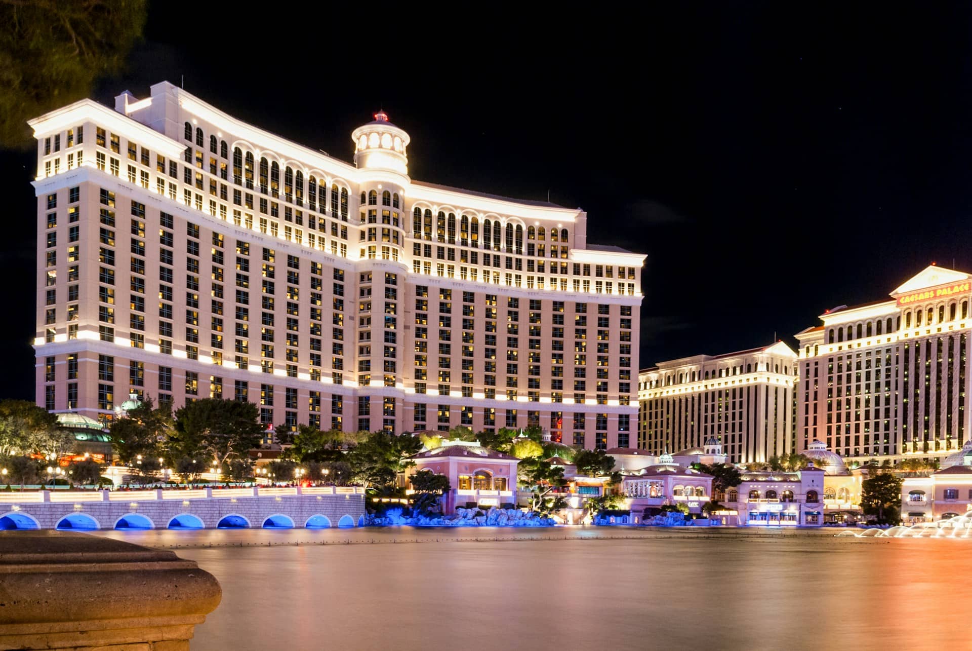 Is Las Vegas Fun Alone? Solo Things To Do That Prove It Is