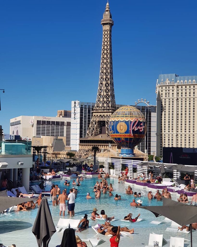 Las Vegas Pools: Spend Your Final Day in the Sun