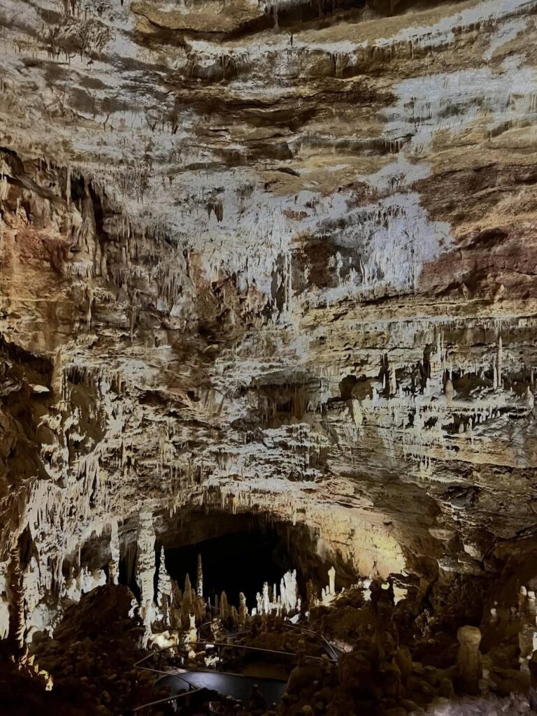 Natural Bridge Caverns