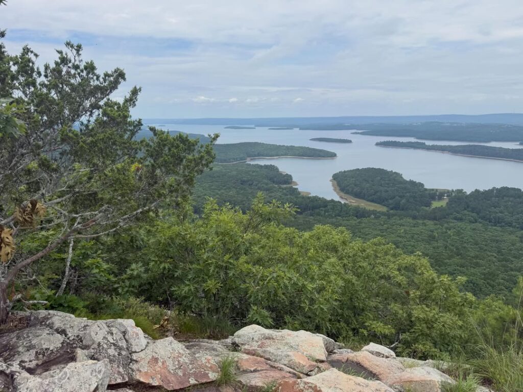 Pinnacle Mountain Summit Trail