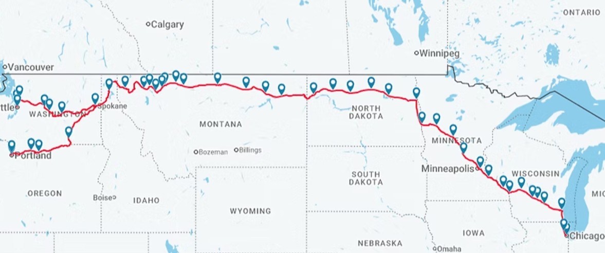 The 2,200-Mile Train Ride From Chicago to the Pacific Northwest That Passes an Iconic National Park