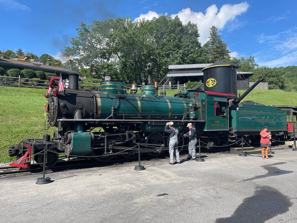 Tweetsie Railroad