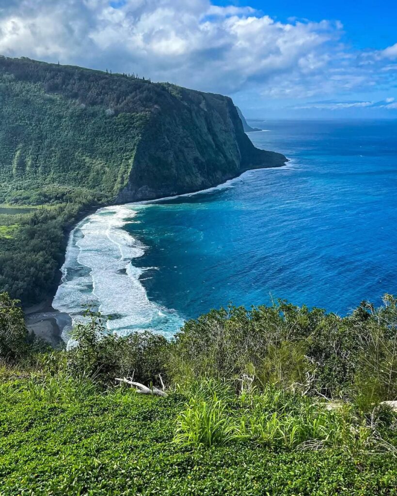 Waipio Valley Lookout