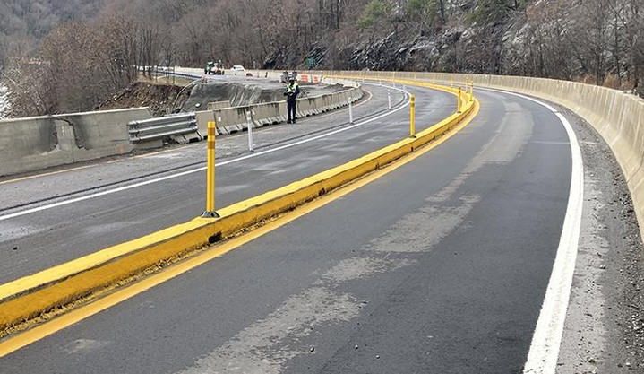 I-40 Pigeon River Gorge