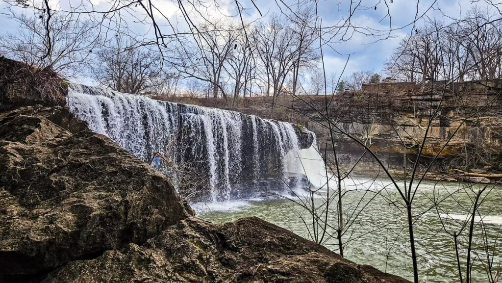 Cataract Falls