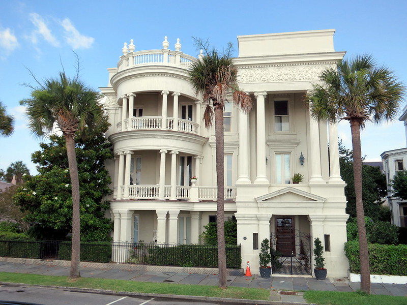 Charleston Historic Streets, Grand Gardens, and Coastal Character