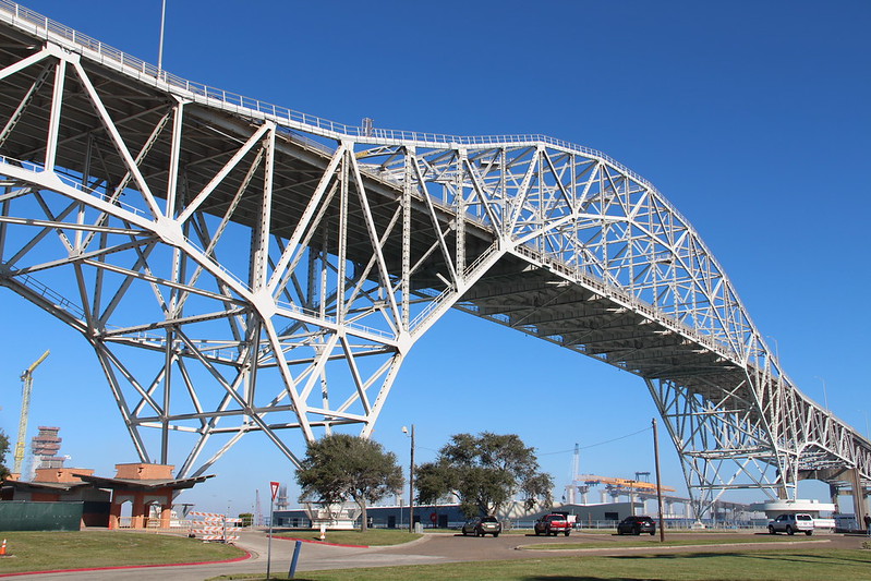 Corpus Christi Harbor Bridge: A Striking Nighttime Landmark