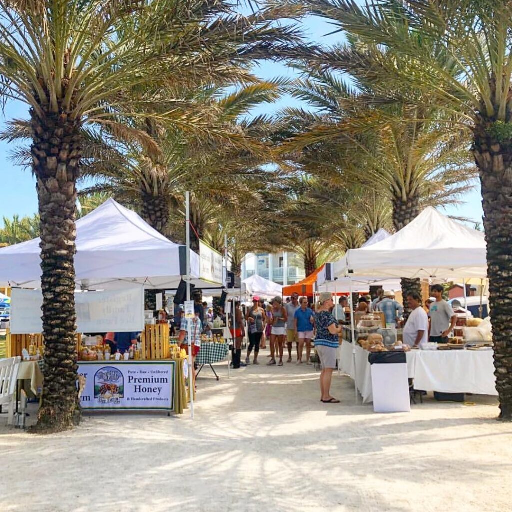 Explore the Seaside Farmers Market: Shop Local Flavors on a Saturday Morning