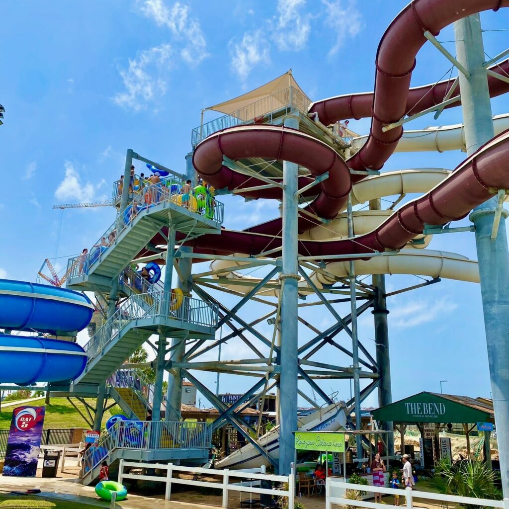 Hurricane Alley Waterpark Permanently Closed