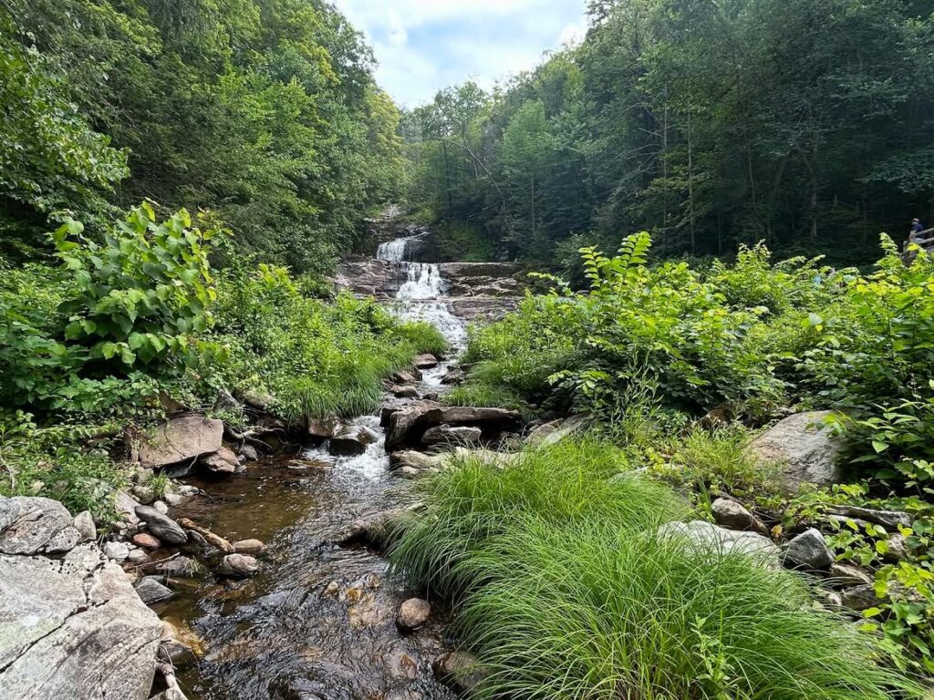 Kent Falls, Kent
