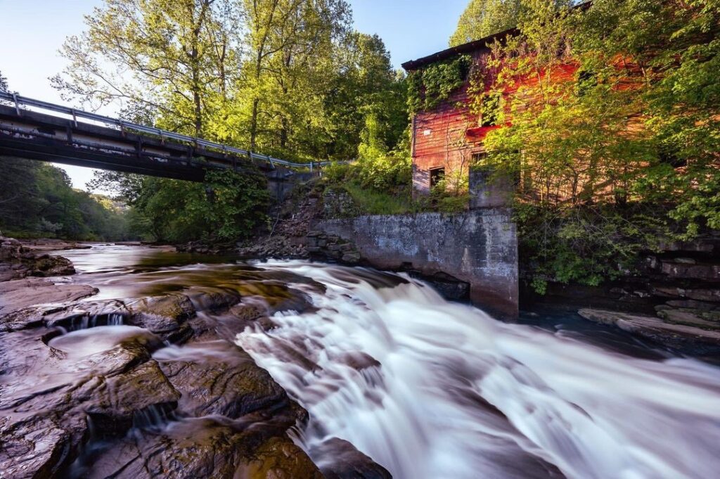 Old Red Mill