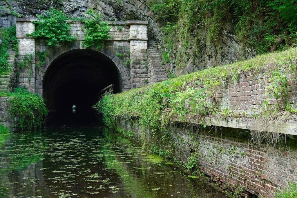 Paw Paw Tunnel