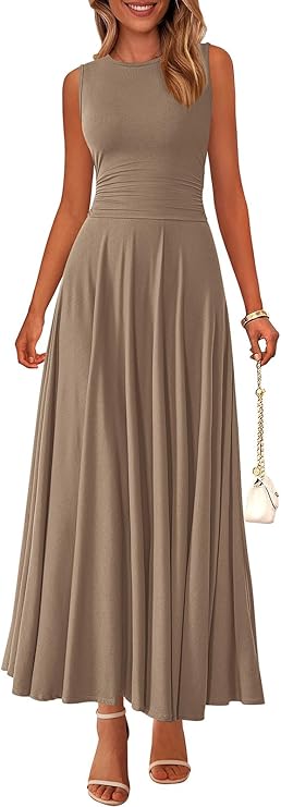 Photo-Worthy Outfits: Pack Something Nice for Savannah Moments