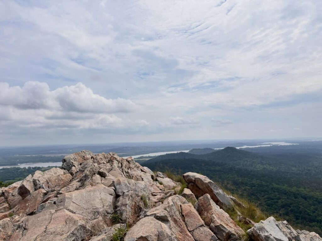 Pinnacle Mountain Summit Trail