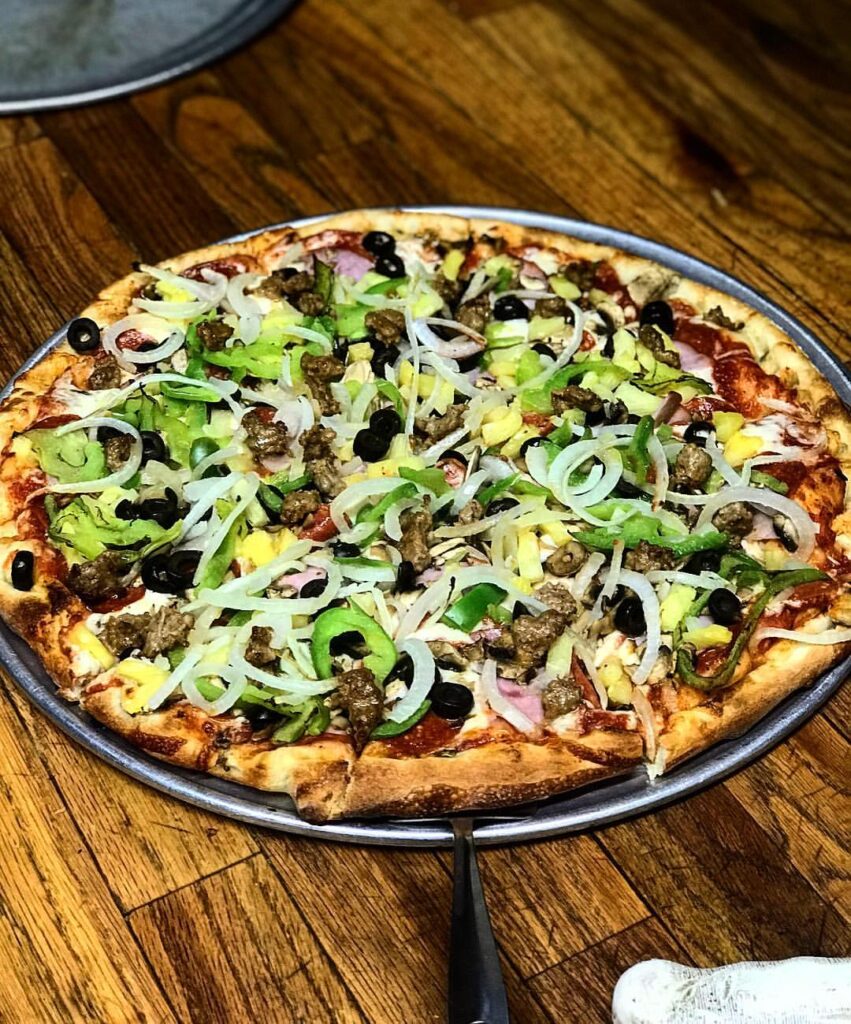 Roy’s Pizza in Ephraim