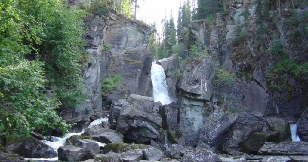 Liberty Falls, Chitina