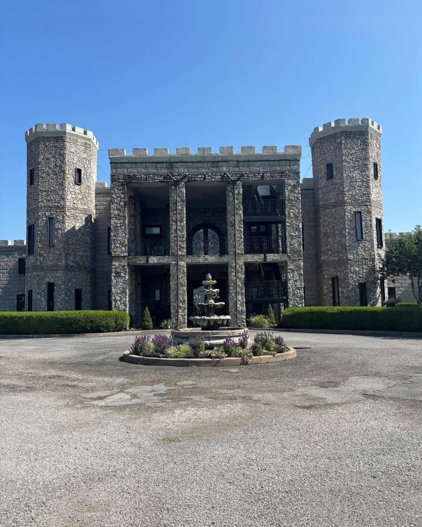 The Kentucky Castle